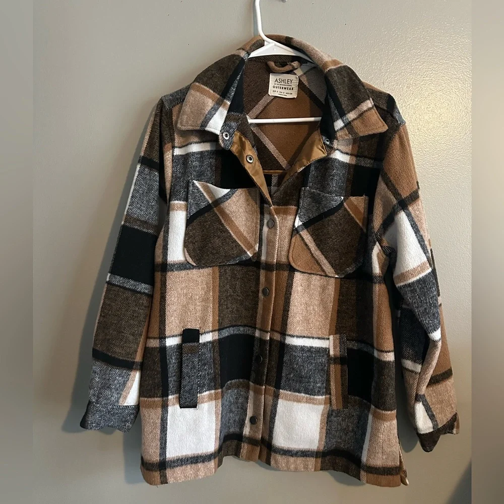 Ashley by 26 International Women’s Plaid Women's Jacket in Brown and Black - Picture 4 of 8